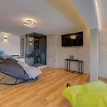 בקתה Young & Fun פרייאונג